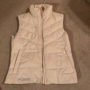 white Columbia puffer vest